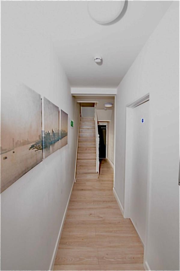 Dunamis Staycation 1 Croydon Exterior photo